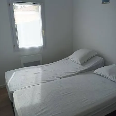 Holiday home Maison De 4 Personnes *